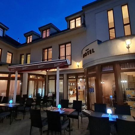 Hotel Patonai Fertőd Zewnętrze zdjęcie