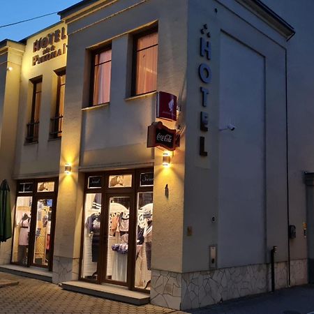 Hotel Patonai Fertőd Zewnętrze zdjęcie
