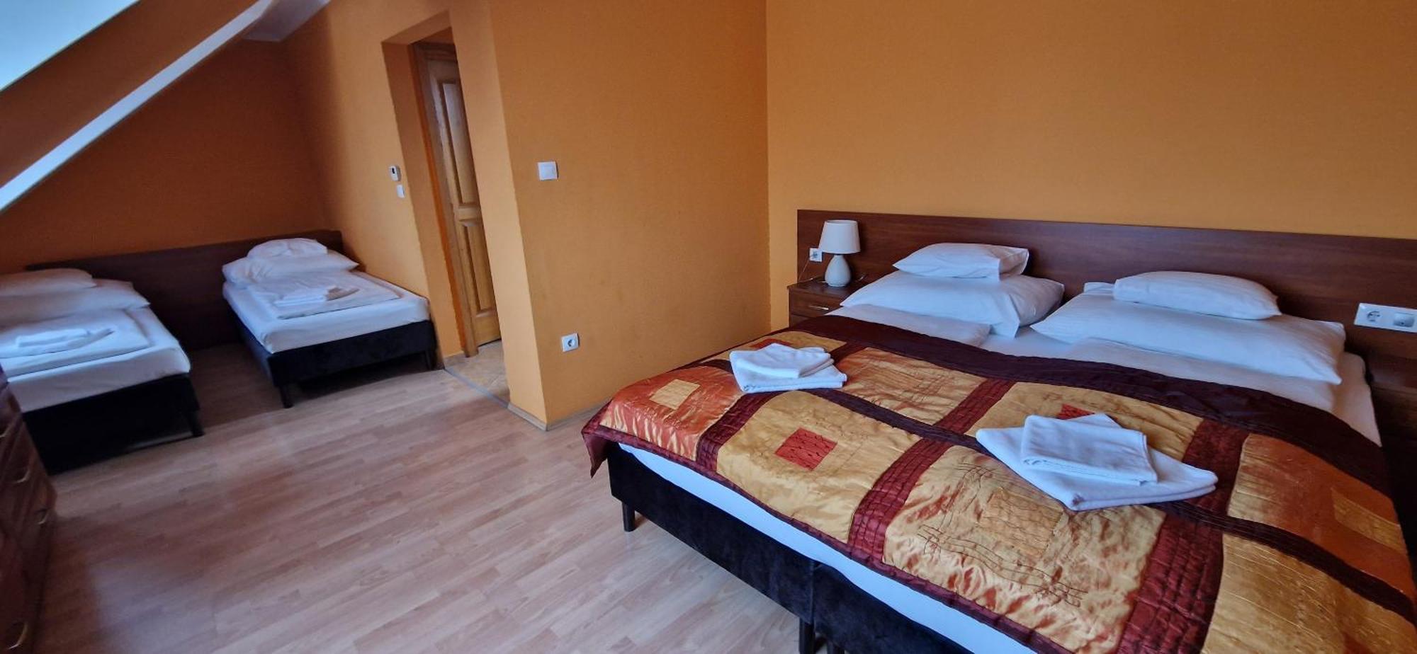 Hotel Patonai Fertőd Zewnętrze zdjęcie