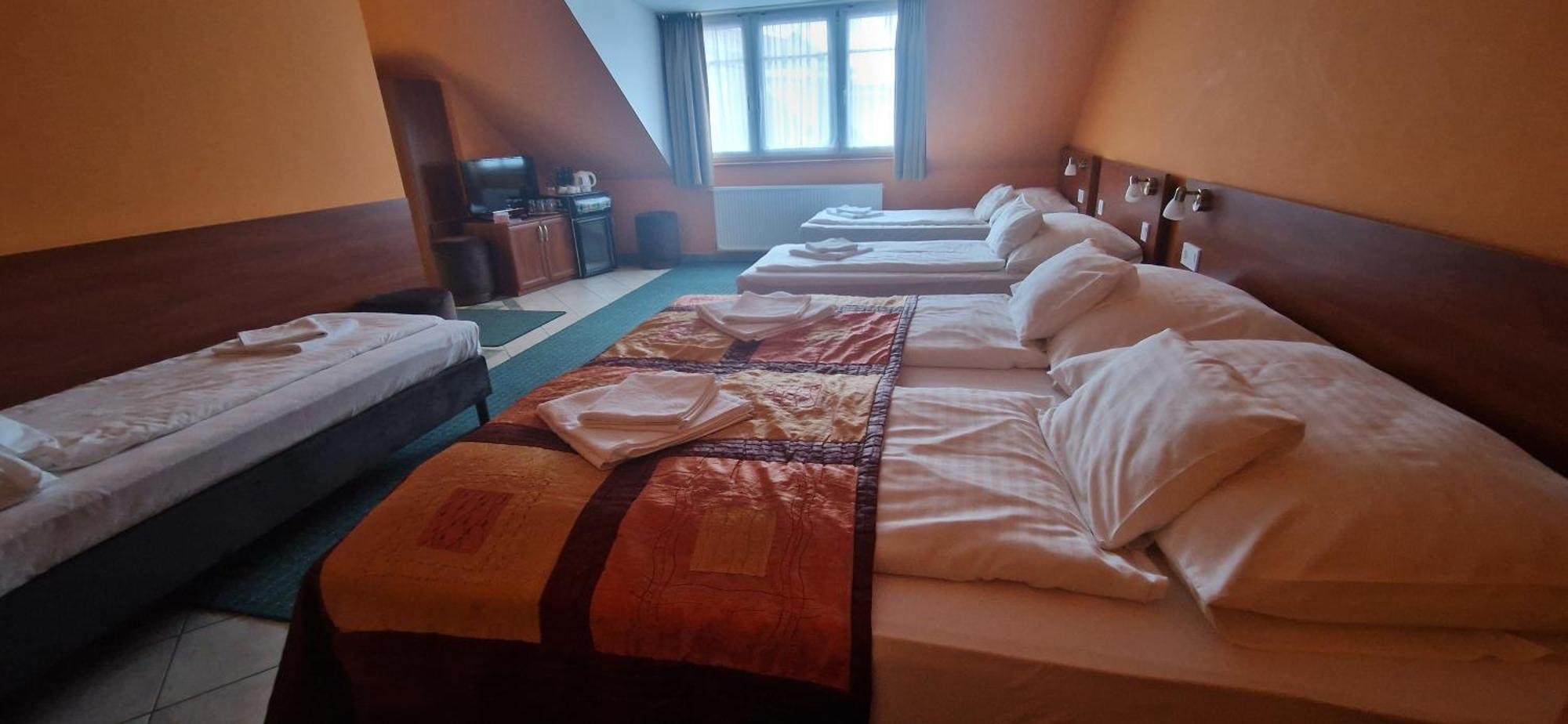 Hotel Patonai Fertőd Zewnętrze zdjęcie