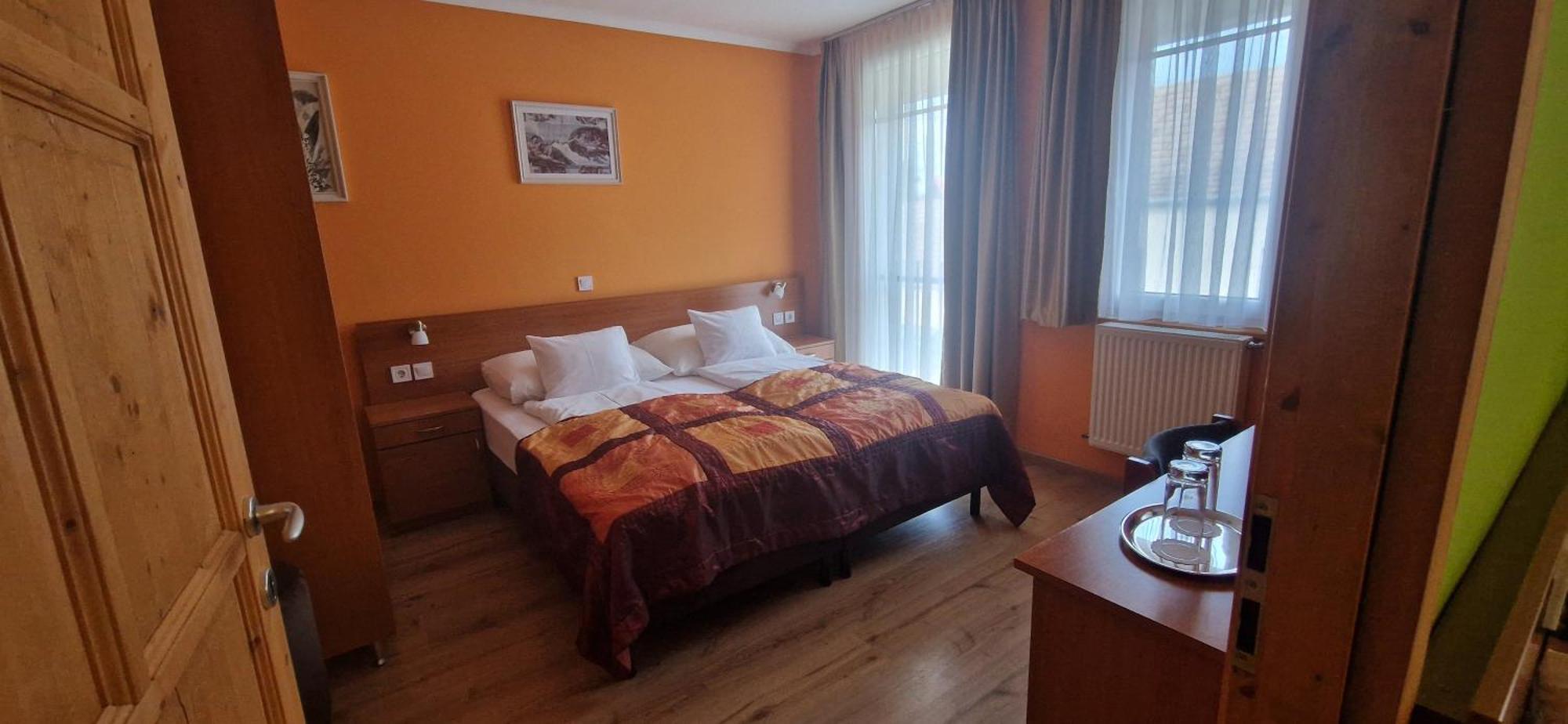 Hotel Patonai Fertőd Zewnętrze zdjęcie